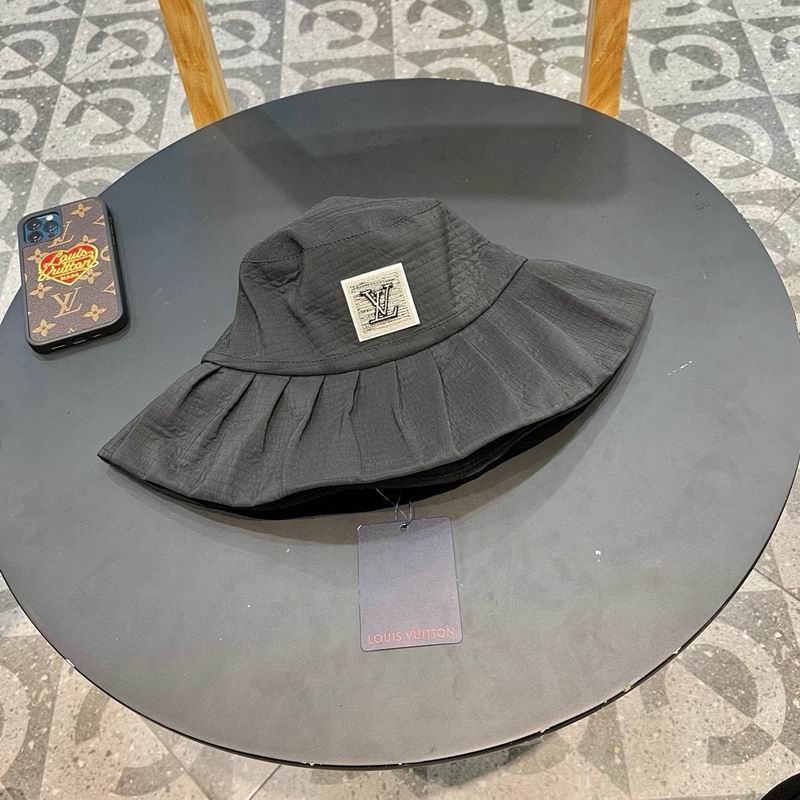 LV hat (46)